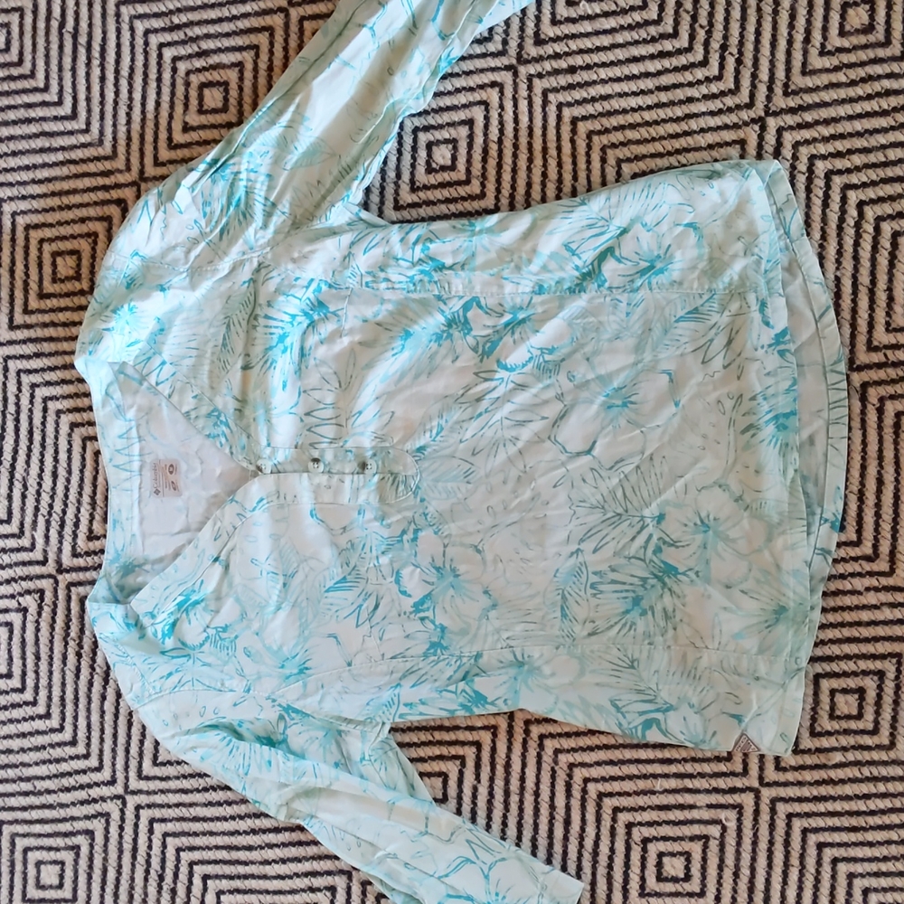 Columbia PFG top